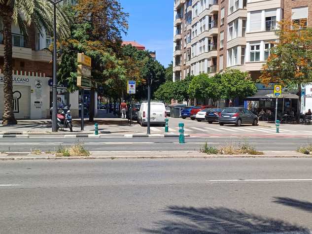 Medianera Av. Cardenal Benlloch