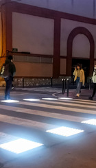 Paso de peatón iluminado