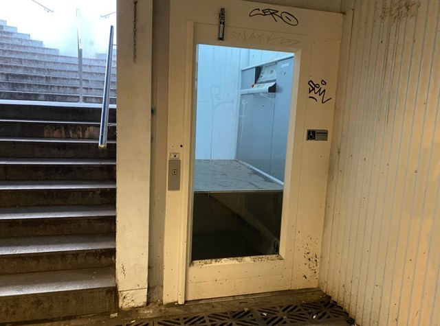 Ascensores vandalizados