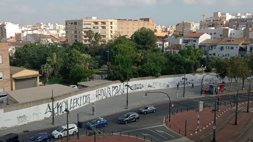 Muro Jardín Residencia Ancianos